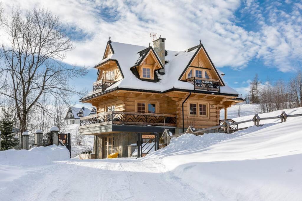 Pitoniowka Z Sauna, Netflix Oraz Xbox One Chalet